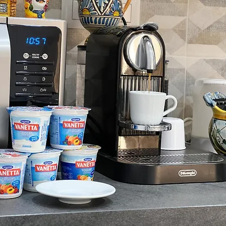 公寓 Al Centro Storico 卡尔塔吉罗