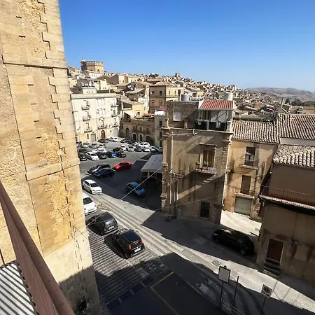 Al Centro Storico 公寓 卡尔塔吉罗