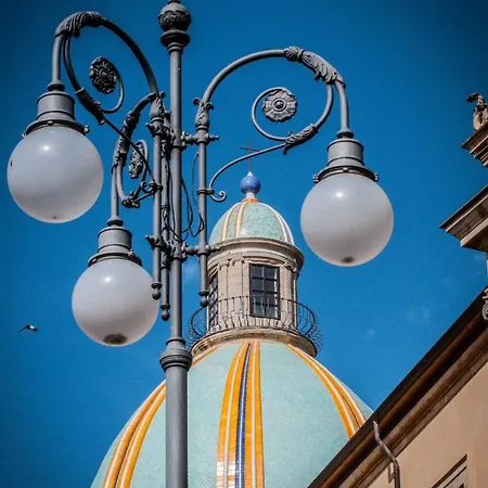 Al Centro Storico 公寓 卡尔塔吉罗