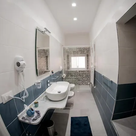 Al Centro Storico * 卡尔塔吉罗